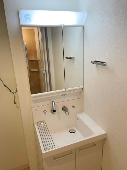 物件内観写真13　(洗面)