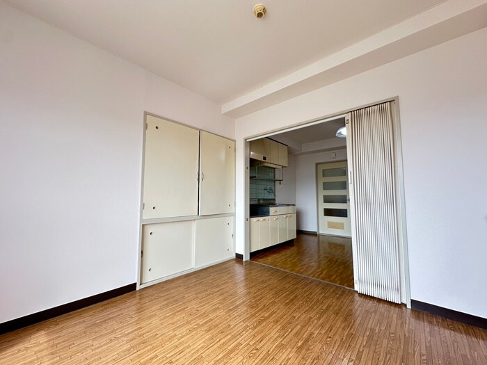 物件内観写真18　(居室)