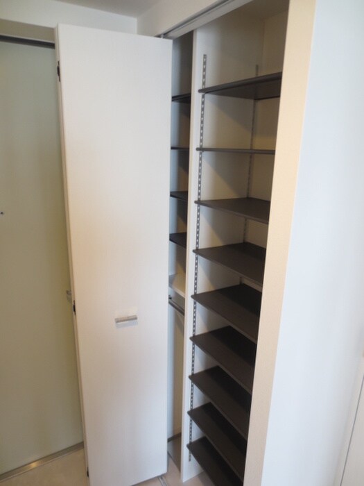 物件内観写真13　(靴箱)