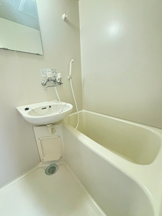 物件内観写真12　(バス／シャワールーム等)