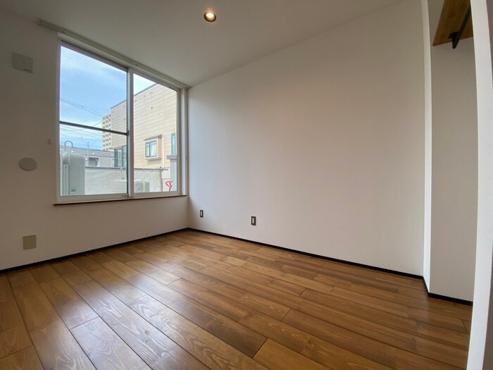 物件内観写真12　(居室)