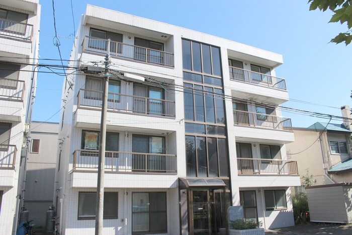 物件外観写真1　(外観写真)