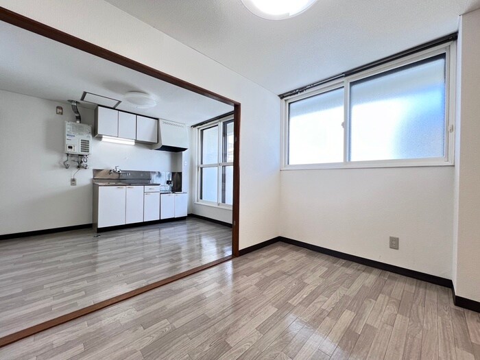 物件内観写真7　(居室)