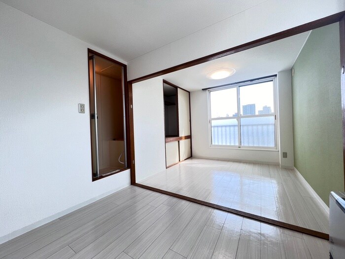 物件内観写真9　(居室)