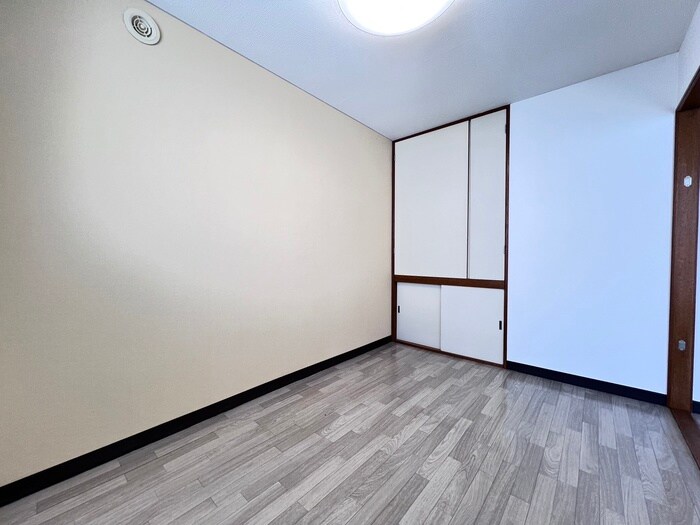 物件内観写真11　(居室)