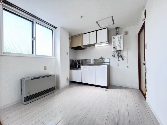 物件内観写真13　(居室)