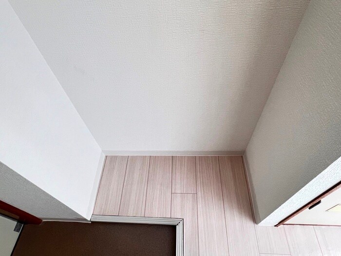 物件内観写真21　(玄関)