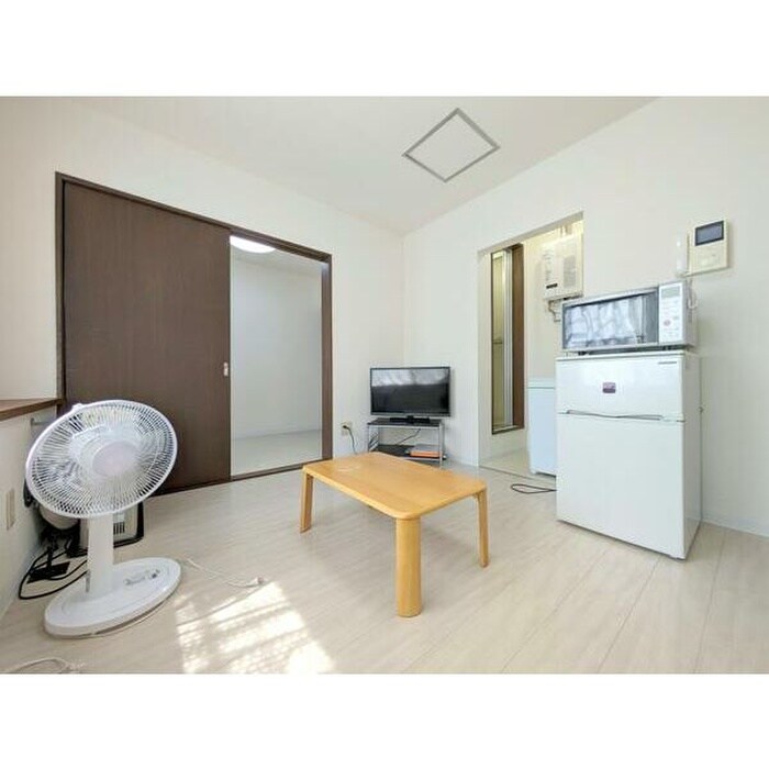 物件内観写真10　(居室)