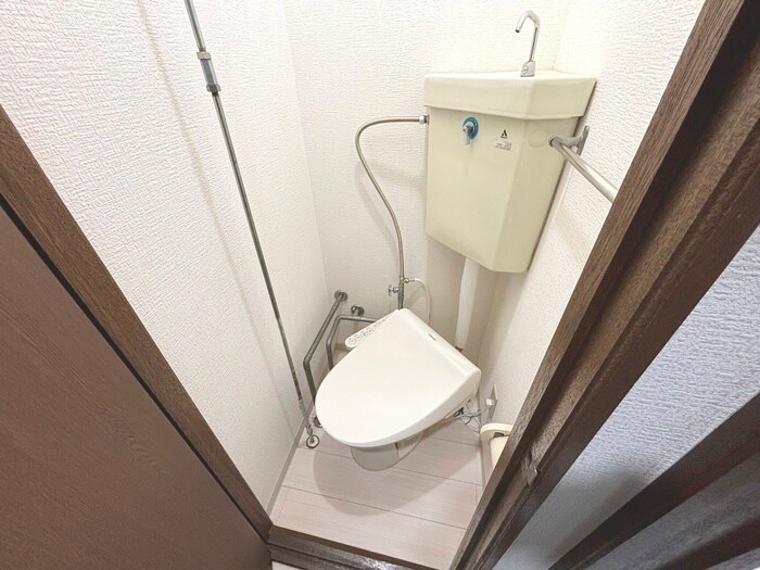 物件内観写真15　(トイレ)