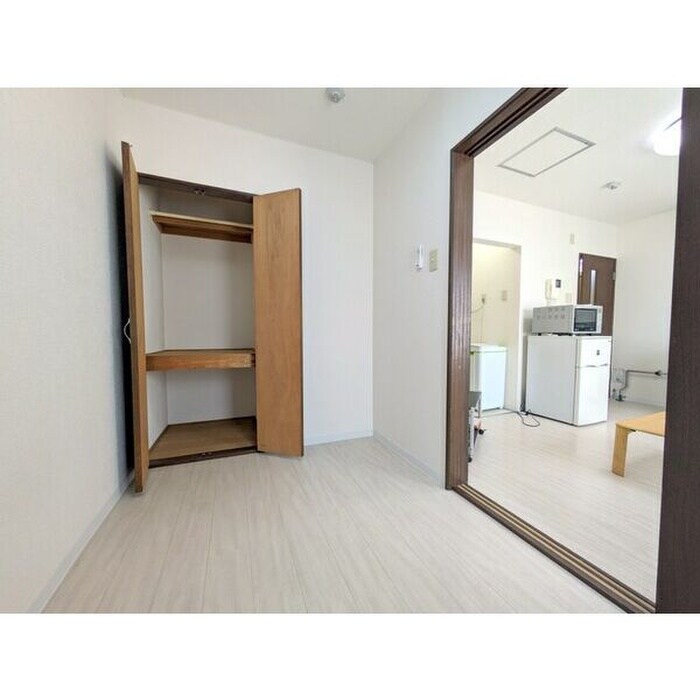 物件内観写真16　(居室)