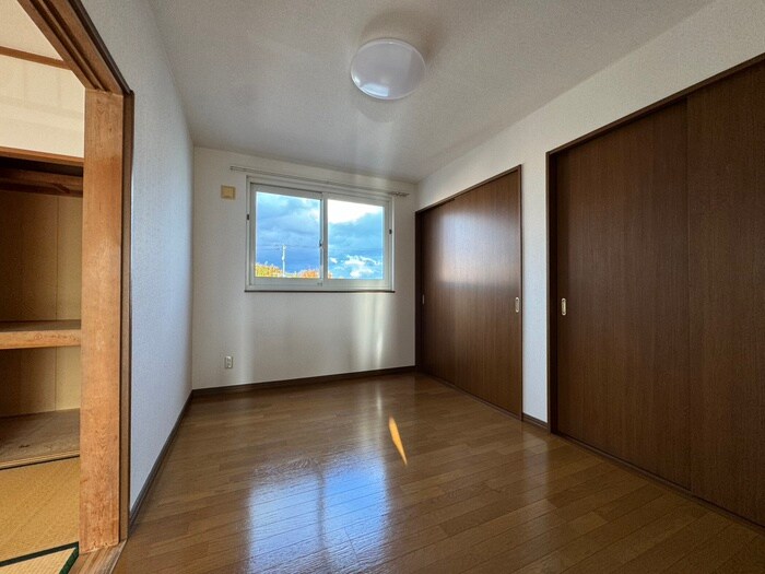 物件内観写真16　(居室)
