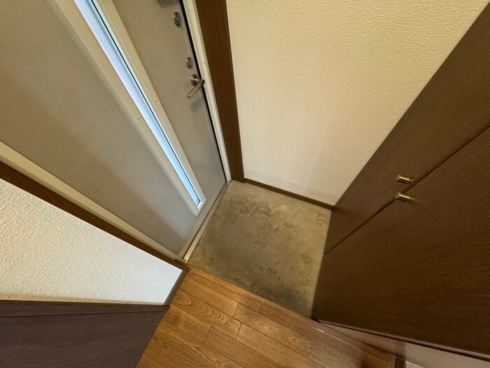 物件内観写真21　(玄関)