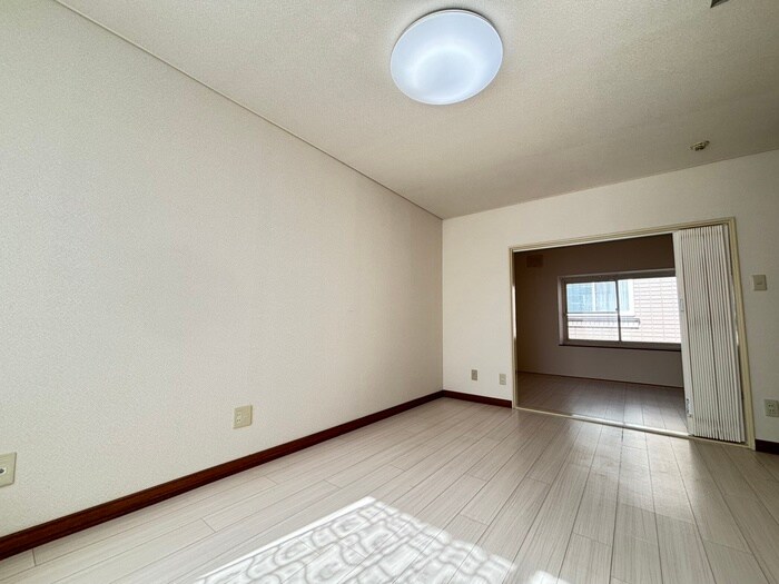 物件内観写真7　(居室)