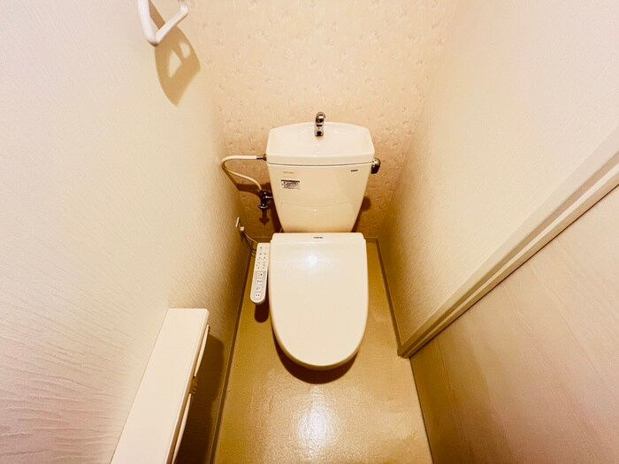 物件内観写真13　(トイレ)