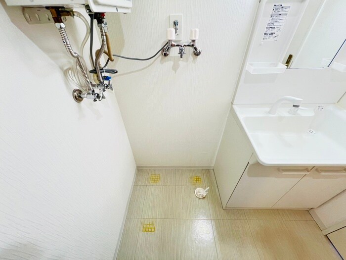 物件内観写真19　(洗濯機置場)