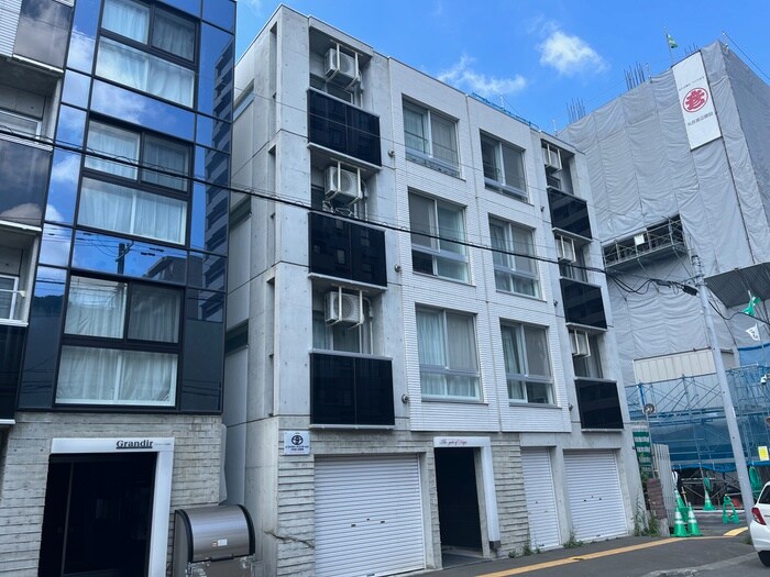 物件外観写真3　(外観写真)