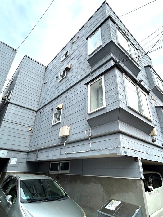 物件外観写真3　(外観写真)