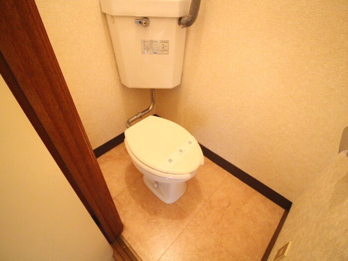 物件内観写真14　(トイレ)