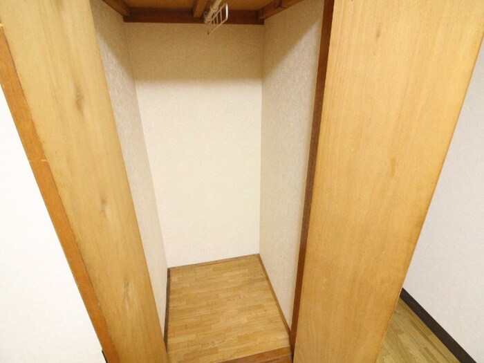 物件内観写真19　(収納)