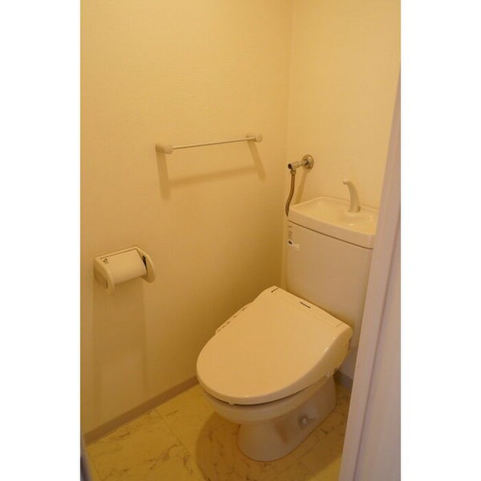 物件内観写真13　(トイレ)