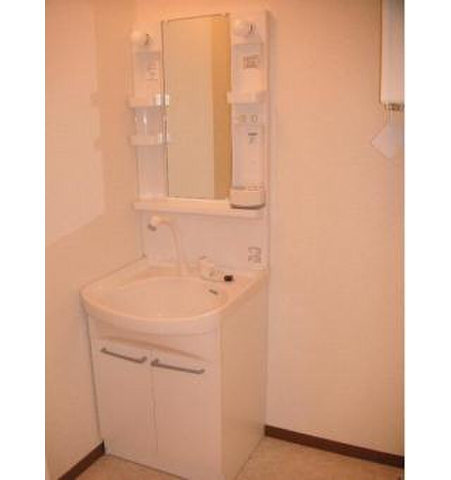 物件内観写真3　(洗面)