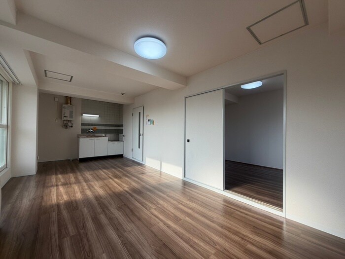 物件内観写真7　(居室)