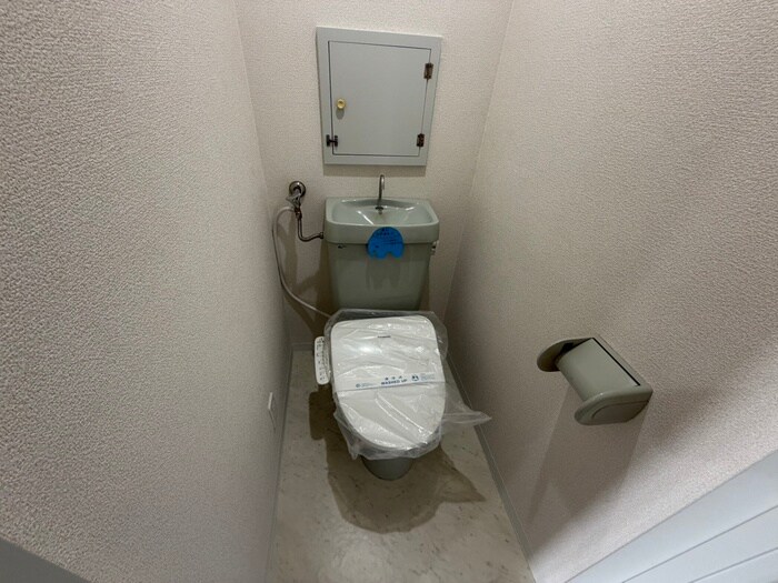 物件内観写真11　(トイレ)