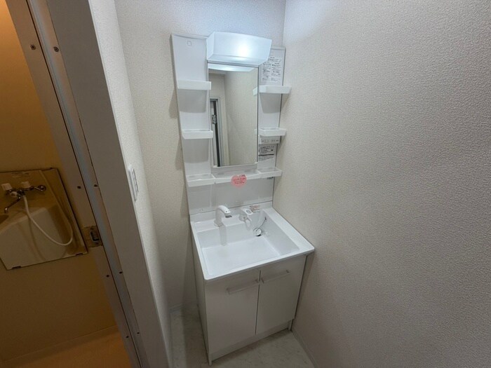 物件内観写真12　(洗面)