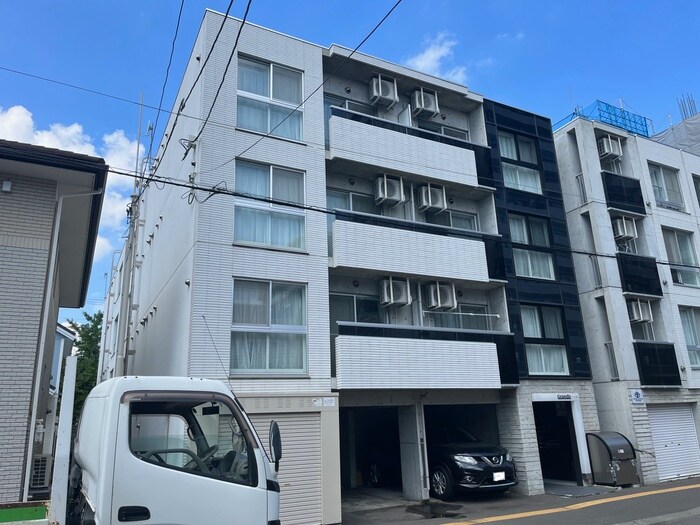 物件外観写真2　(外観写真)