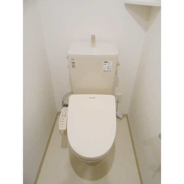 物件内観写真9　(トイレ)