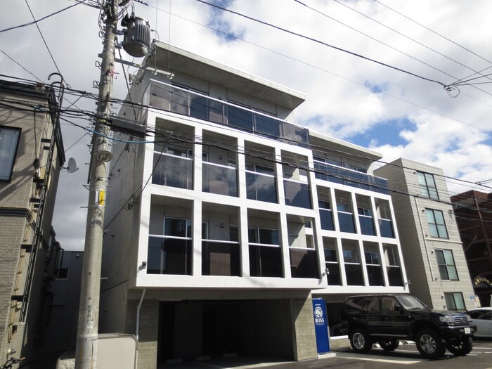 物件外観写真1　(外観写真)