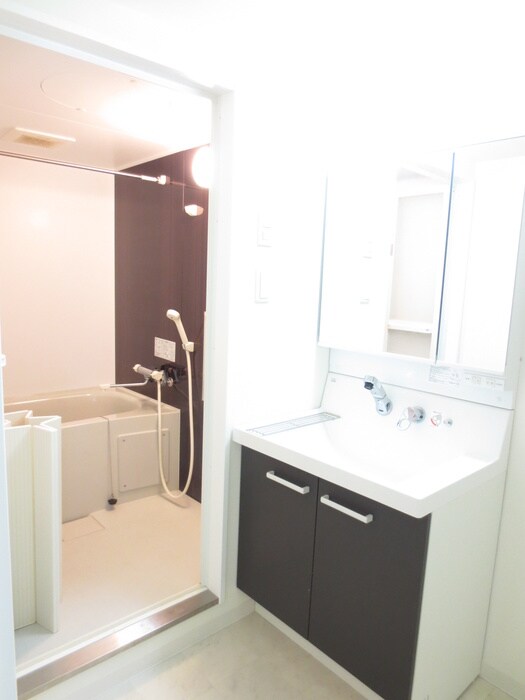 物件内観写真17　(洗面)