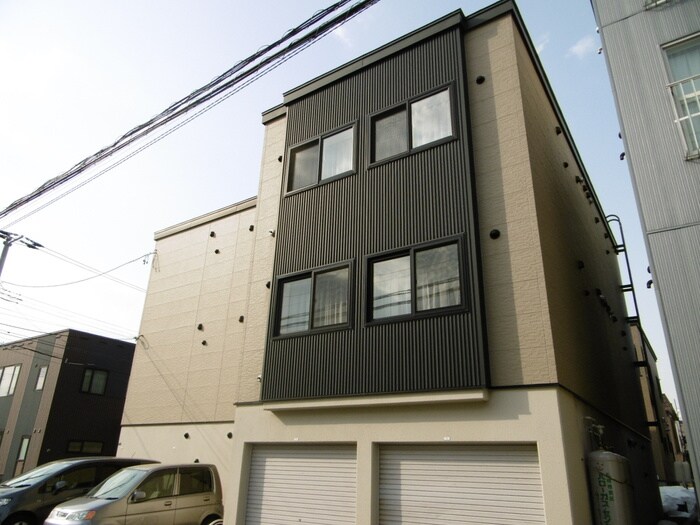 物件外観写真1　(外観写真)