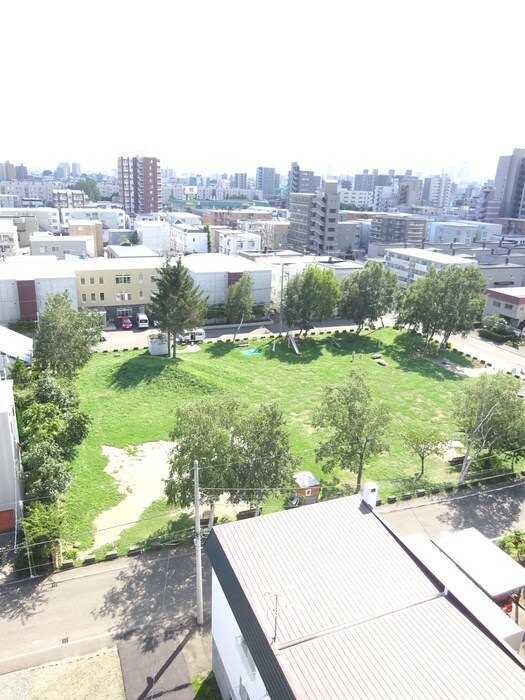 物件内観写真19　(室内からの展望)