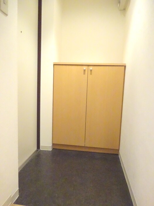 物件内観写真22　(玄関)