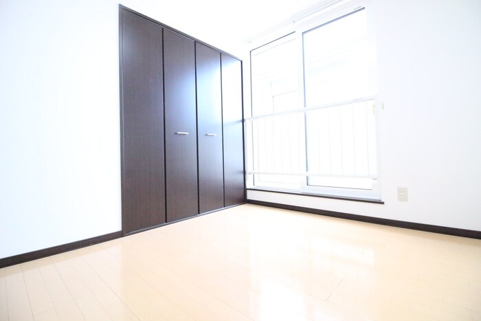 物件内観写真6　(居室)