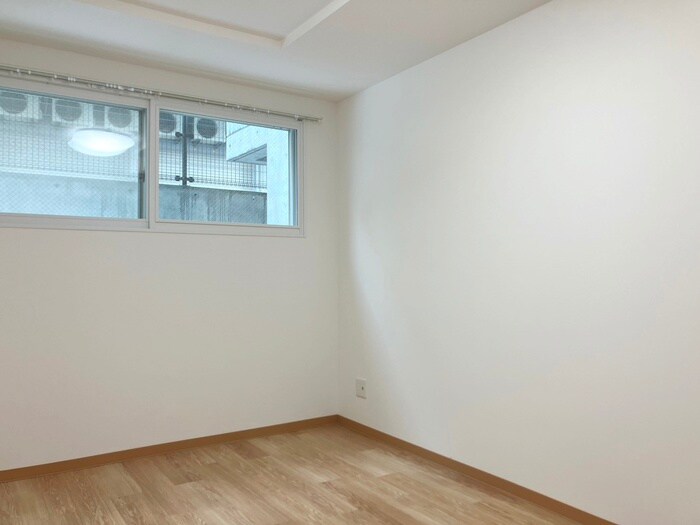 物件内観写真12　(居室)