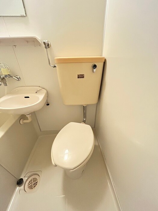 物件内観写真11　(トイレ)