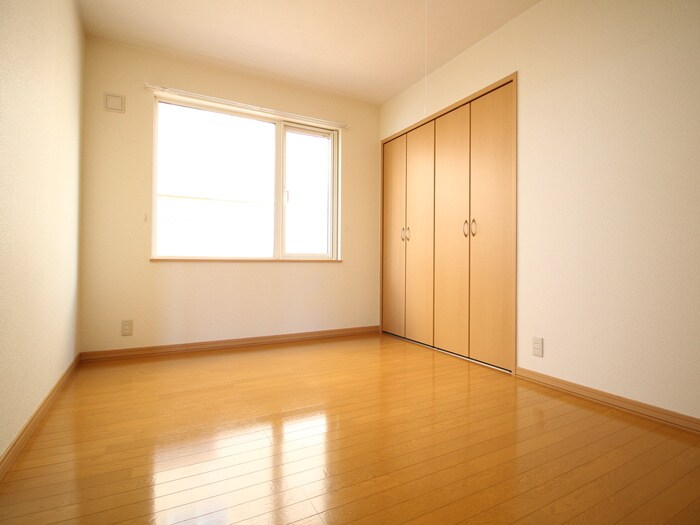 物件内観写真5　(居室)