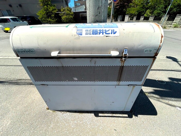 物件外観写真6　(建物設備)