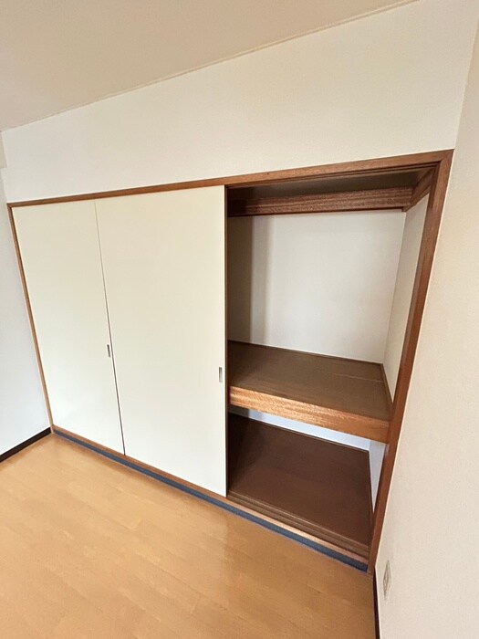 物件内観写真15　(収納)