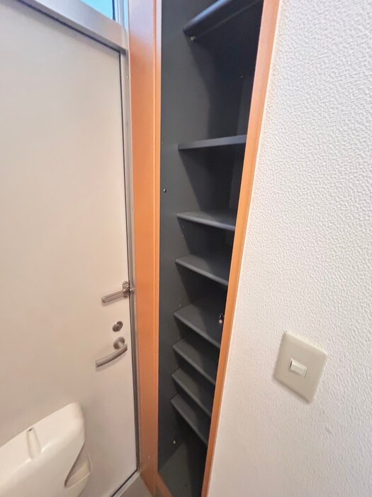 物件内観写真17　(靴箱)