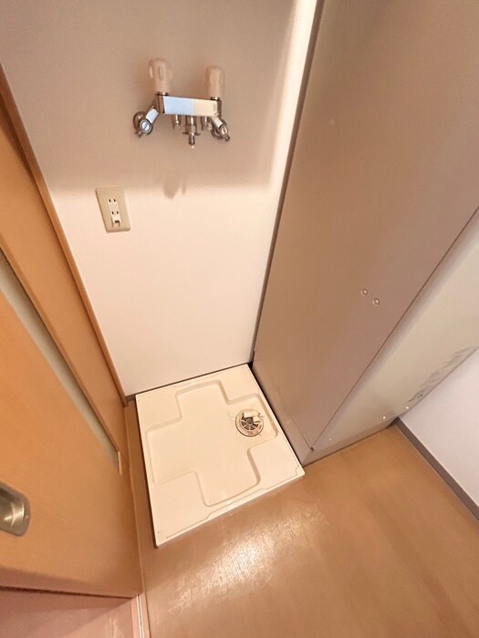 物件内観写真19　(洗濯機置場)