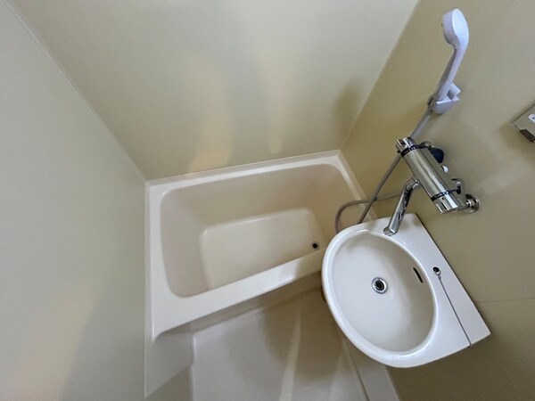 バス／シャワールーム等