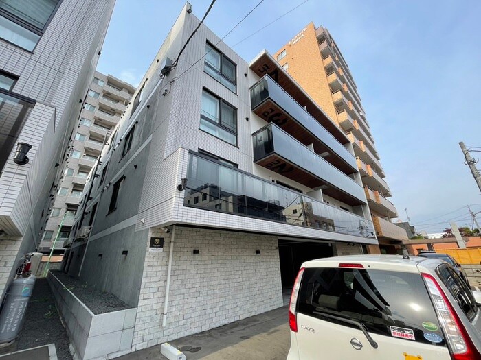 物件外観写真1　(外観写真)