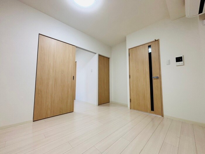 物件内観写真10　(居室)