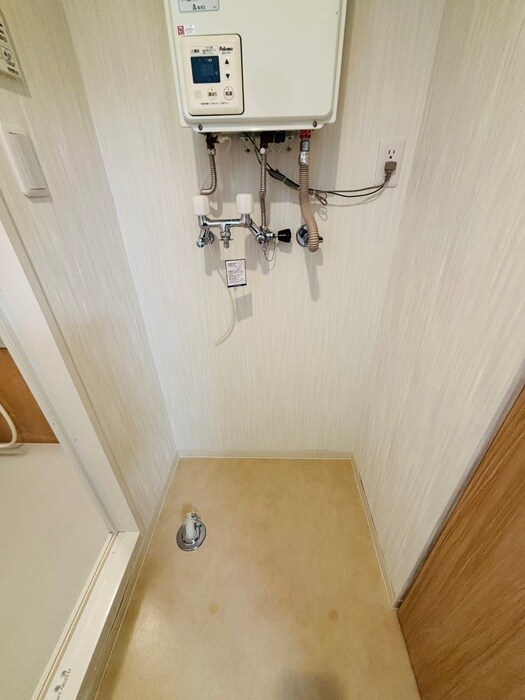 物件内観写真22　(洗濯機置場)