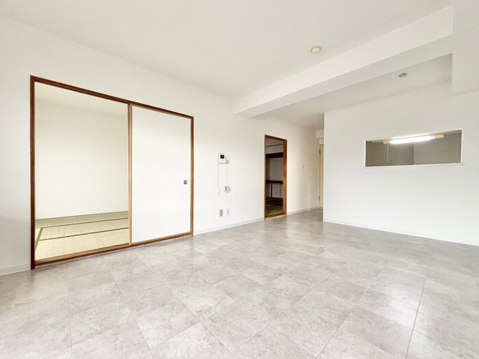 物件内観写真8　(居室)