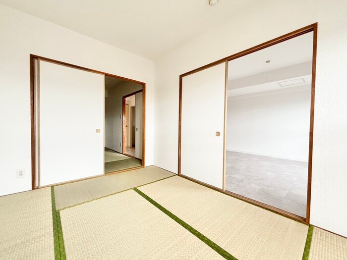 物件内観写真13　(居室)