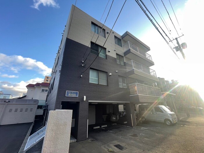 ユニティー北円山の物件外観写真